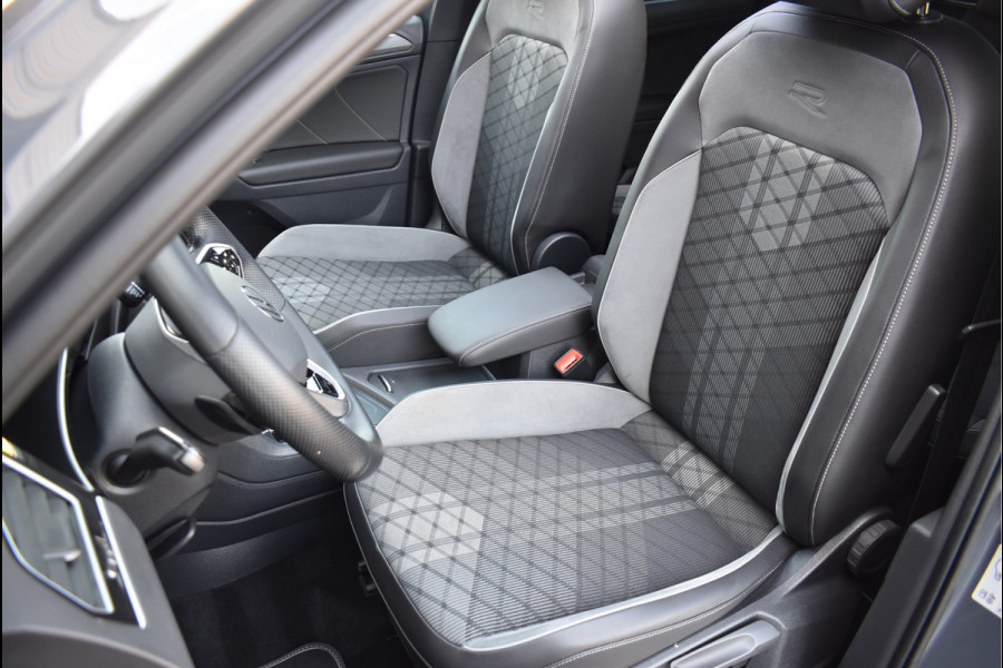 Volkswagen Tiguan 1.5 TSI R-Line 150 Pk HUD Pano IQ Lights Navi Camera Standkachel Trekhaak 20 Inch