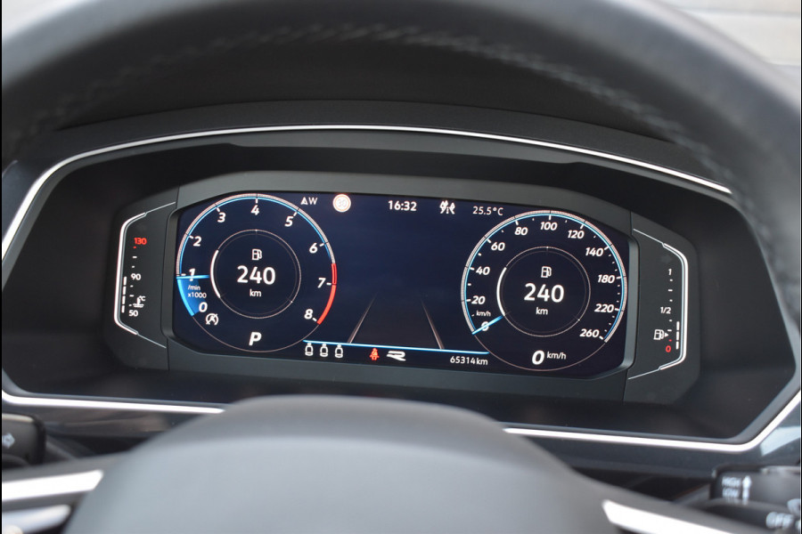 Volkswagen Tiguan 1.5 TSI R-Line 150 Pk HUD Pano IQ Lights Navi Camera Standkachel Trekhaak 20 Inch
