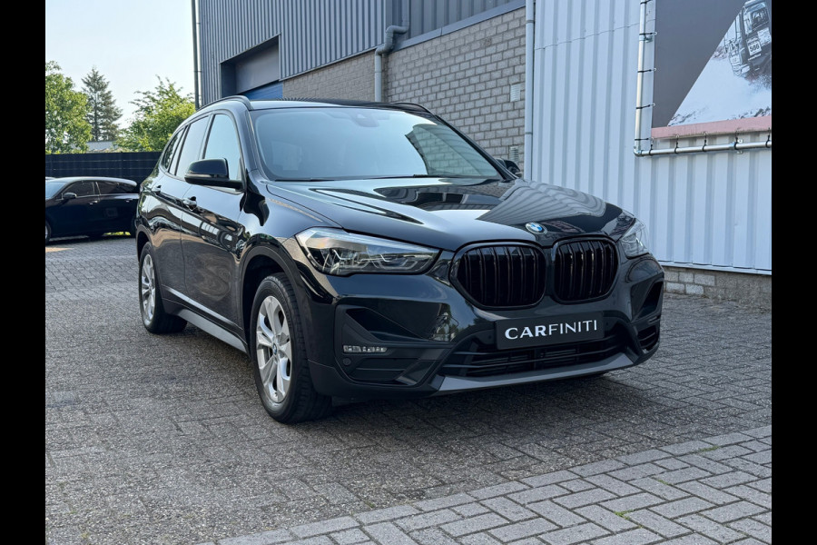 BMW X1 XDrive25e Edition 221 Pk | Voll Leder | Navigatie | Clima | Cruise | Trekhaak | 17".