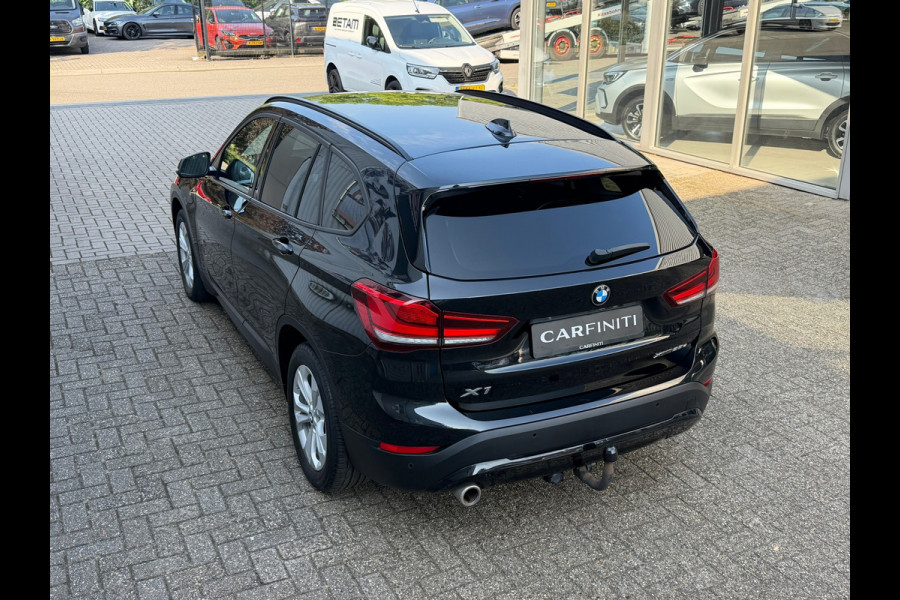 BMW X1 XDrive25e Edition 221 Pk | Voll Leder | Navigatie | Clima | Cruise | Trekhaak | 17".