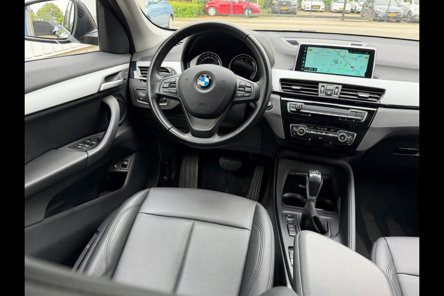 BMW X1 XDrive25e Edition 221 Pk | Voll Leder | Navigatie | Clima | Cruise | Trekhaak | 17".