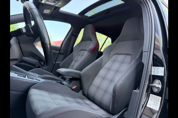 Volkswagen Golf 2.0 TSI GTI Pano/H&K/Sfeer