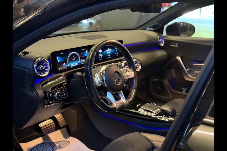 Mercedes-Benz A-Klasse AMG 35 4MATIC AERO|PANO|FULL OPTIONS