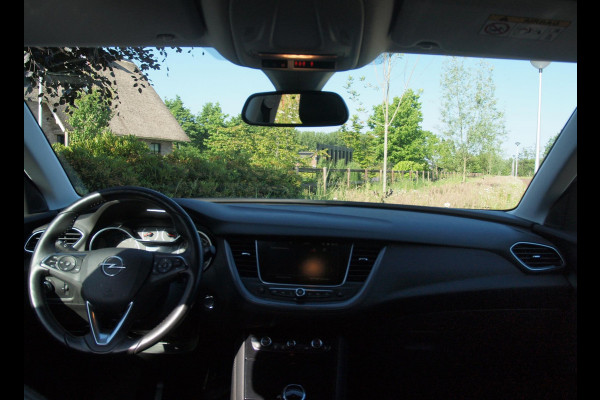 Opel Grandland X 1.2 Turbo Ultimate | Apple Carplay | Cruise Control | Parkeersensoren | Leder-pakket |