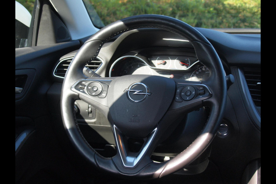 Opel Grandland X 1.2 Turbo Ultimate | Apple Carplay | Cruise Control | Parkeersensoren | Leder-pakket |