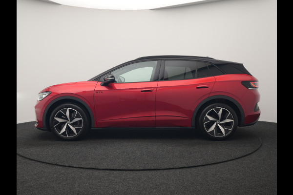 Volkswagen ID.4 GTX 4Motion 77 kWh 299pk Dealer O.H. | Adaptive Cruise | Head Up | 360 Camera | Alcantara Sportstoelen Massage & Memory | IQ Light | Sfeerverlichting | Keyless | Blis | Apple Carplay | Stuur Verwarmd | Navigatie | DAB |
