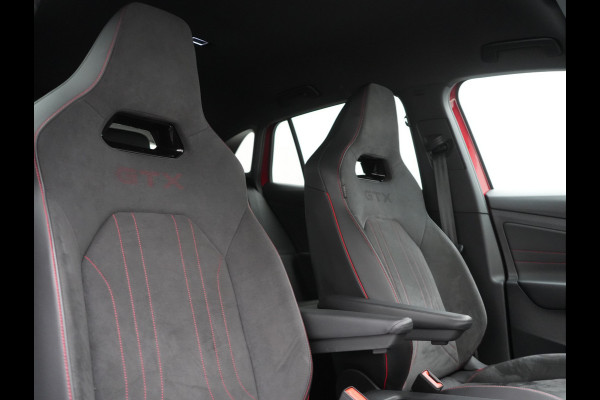 Volkswagen ID.4 GTX 4Motion 77 kWh 299pk Dealer O.H. | Adaptive Cruise | Head Up | 360 Camera | Alcantara Sportstoelen Massage & Memory | IQ Light | Sfeerverlichting | Keyless | Blis | Apple Carplay | Stuur Verwarmd | Navigatie | DAB |