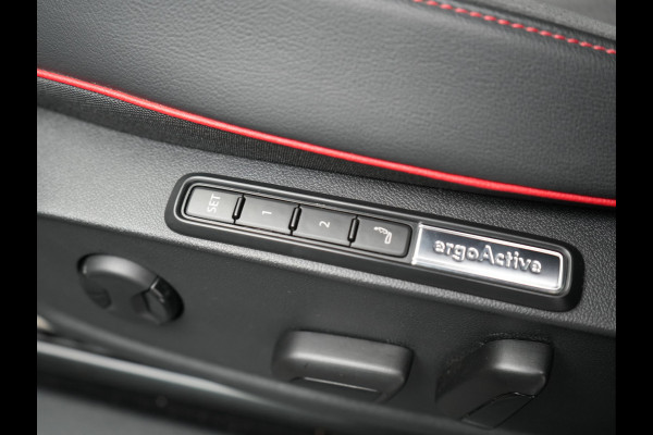 Volkswagen ID.4 GTX 4Motion 77 kWh 299pk Dealer O.H. | Adaptive Cruise | Head Up | 360 Camera | Alcantara Sportstoelen Massage & Memory | IQ Light | Sfeerverlichting | Keyless | Blis | Apple Carplay | Stuur Verwarmd | Navigatie | DAB |