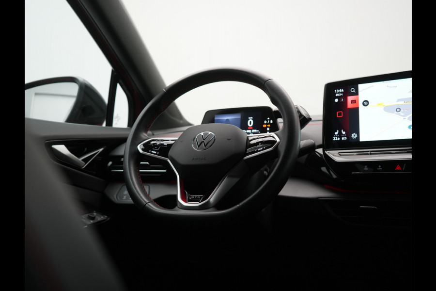 Volkswagen ID.4 GTX 4Motion 77 kWh 299pk Dealer O.H. | Adaptive Cruise | Head Up | 360 Camera | Alcantara Sportstoelen Massage & Memory | IQ Light | Sfeerverlichting | Keyless | Blis | Apple Carplay | Stuur Verwarmd | Navigatie | DAB |