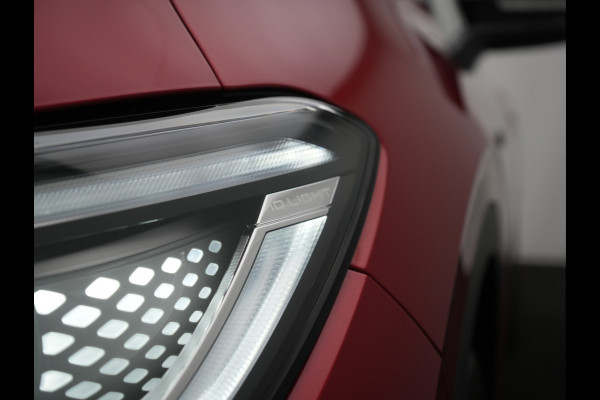 Volkswagen ID.4 GTX 4Motion 77 kWh 299pk Dealer O.H. | Adaptive Cruise | Head Up | 360 Camera | Alcantara Sportstoelen Massage & Memory | IQ Light | Sfeerverlichting | Keyless | Blis | Apple Carplay | Stuur Verwarmd | Navigatie | DAB |