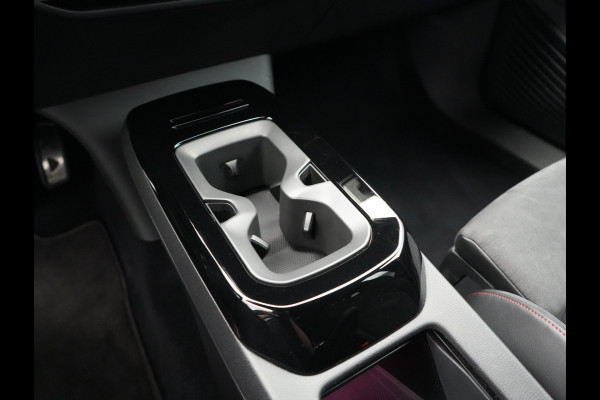 Volkswagen ID.4 GTX 4Motion 77 kWh 299pk Dealer O.H. | Adaptive Cruise | Head Up | 360 Camera | Alcantara Sportstoelen Massage & Memory | IQ Light | Sfeerverlichting | Keyless | Blis | Apple Carplay | Stuur Verwarmd | Navigatie | DAB |