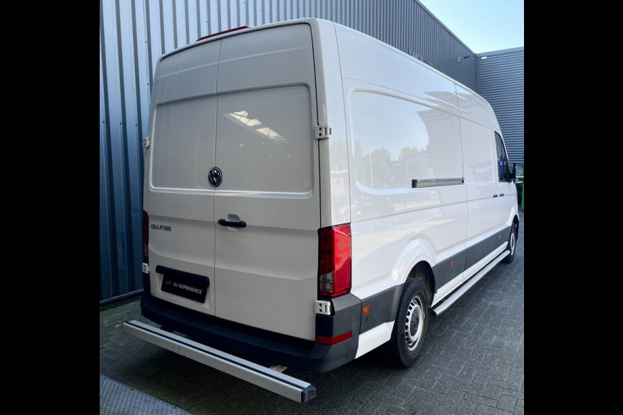 Volkswagen Crafter 35 2.0 TDI L4H3 NAVI AIRCO 140 PK AUTOMAAT CARPLAY