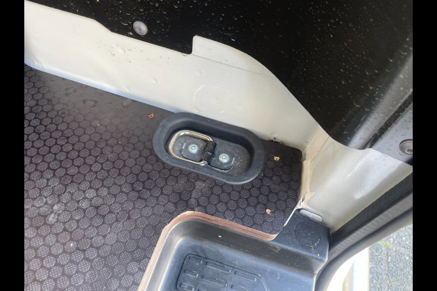 Volkswagen Crafter 35 2.0 TDI L4H3 NAVI AIRCO 140 PK AUTOMAAT CARPLAY