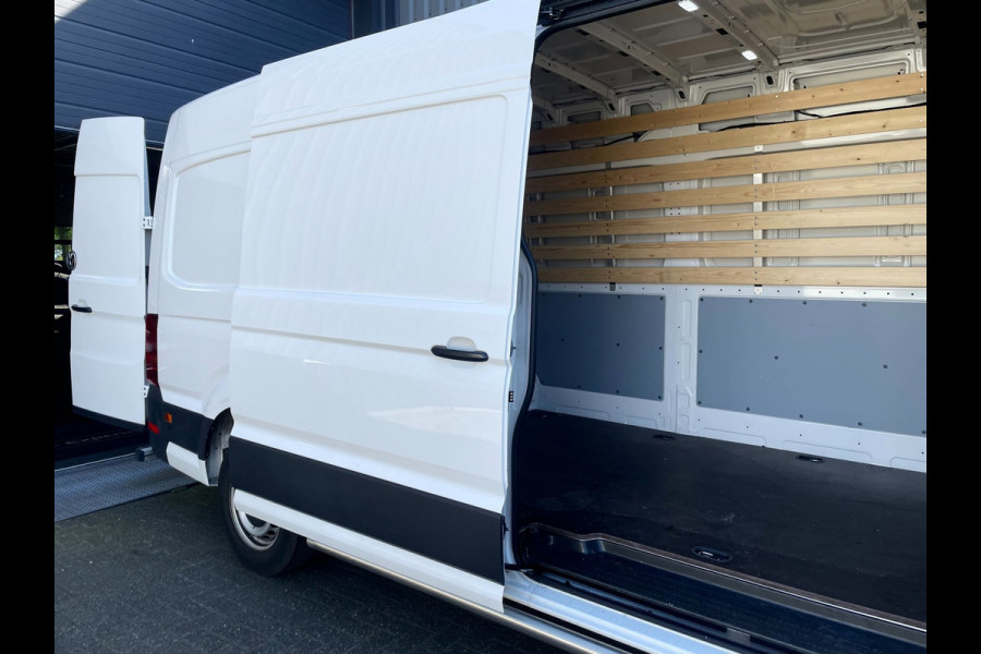 Volkswagen Crafter 35 2.0 TDI L4H3 NAVI AIRCO 140 PK AUTOMAAT CARPLAY