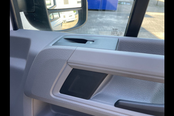 Volkswagen Crafter 35 2.0 TDI L4H3 NAVI AIRCO 140 PK AUTOMAAT CARPLAY