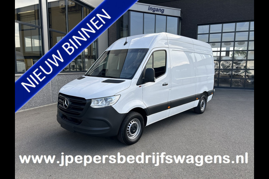 Mercedes-Benz Sprinter 315 CDI L2 H2 RWD Pro MBUX / Trekhaak / Camera / Cruise control / Airco / 270 Graden achterdeuren