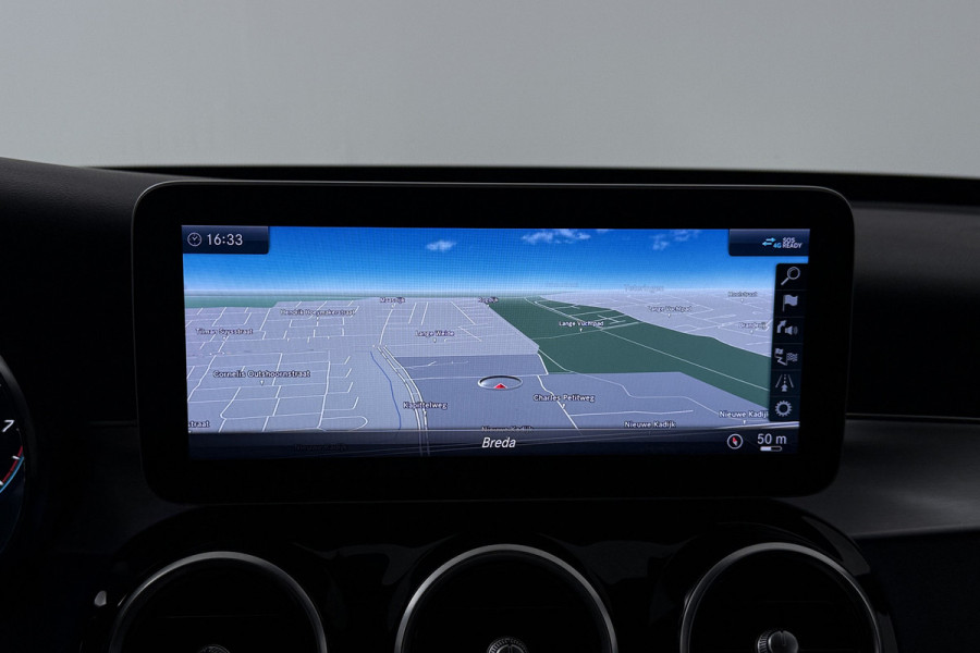Mercedes-Benz C-Klasse Estate 200 Business Solution AMG (PANORAMADAK, SFEERVERLICHTING, MULTIBEAM KOPLAMPEN, DIGITALE COCKPIT)
