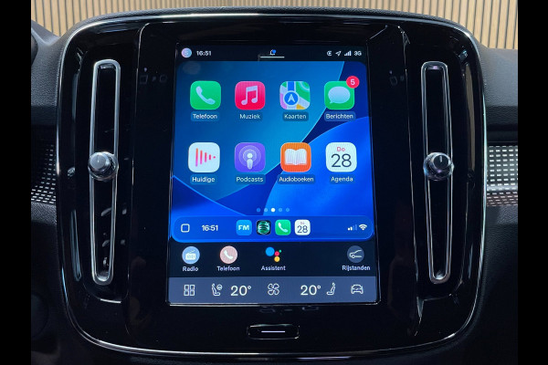 Volvo XC40 Recharge P8 AWD R-Design|89% SOH|1/2 LEDER|ELEK.TREKHAAK+ACHTERKLEP|ACC|STUUR+STOELVERW V+A|CARPLAY/ANDROID|NAP|NL|1EIG