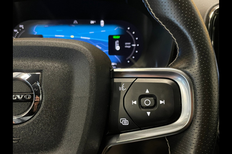 Volvo XC40 Recharge P8 AWD R-Design|89% SOH|1/2 LEDER|ELEK.TREKHAAK+ACHTERKLEP|ACC|STUUR+STOELVERW V+A|CARPLAY/ANDROID|NAP|NL|1EIG