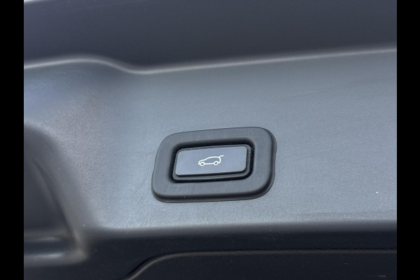 Land Rover Range Rover Evoque 2.0 P200 AWD R-Dynamic SE 1e Eigenaar|Navi|Clima|Pano|Cruise|Camera|PDC P+A|Carplay|Stoelverw|Leder|APK tot 11-2026