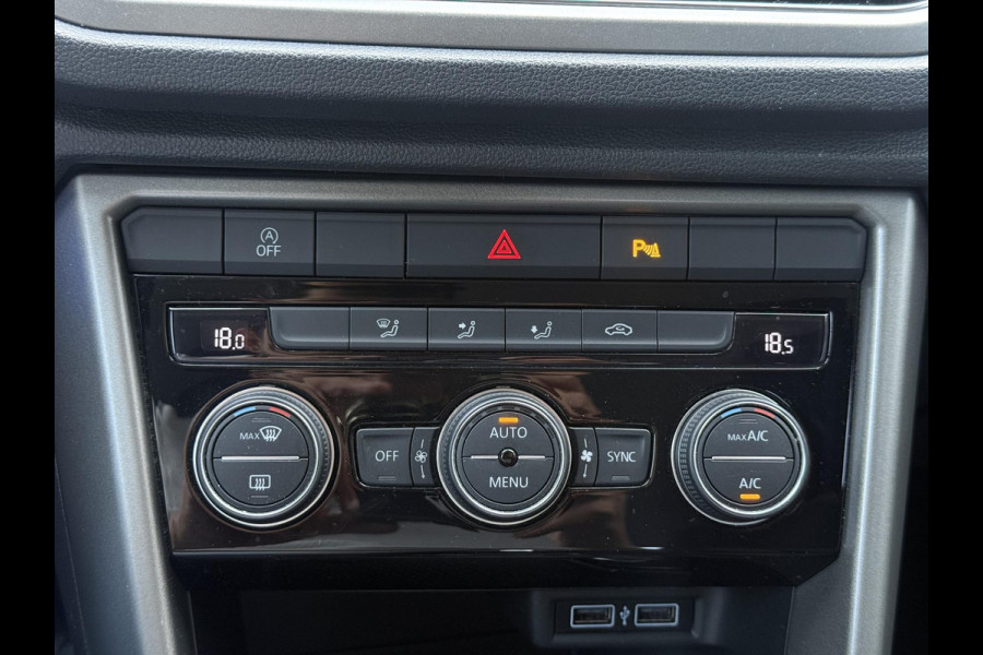 Volkswagen T-Roc 1.5 TSI Style 1e Eigenaar|Navi|Clima|Adap cruise|Camera|PDC V+A|Carplay|N.A.P|APK tot 03-2028