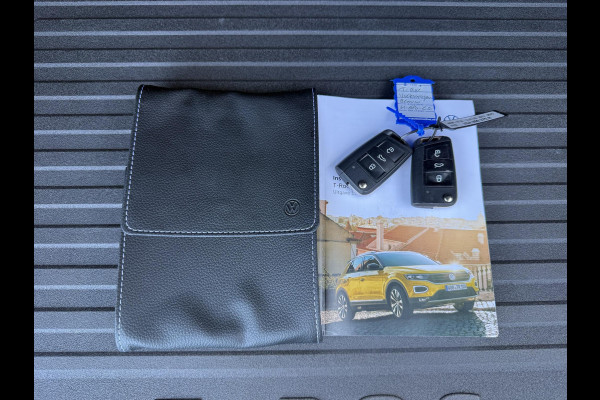 Volkswagen T-Roc 1.5 TSI Style 1e Eigenaar|Navi|Clima|Adap cruise|Camera|PDC V+A|Carplay|N.A.P|APK tot 03-2028