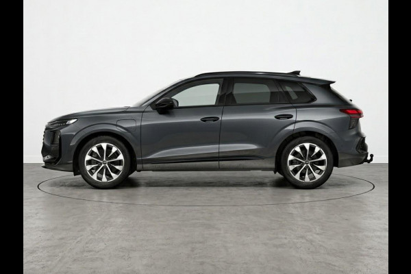 Audi Q3 S edition e-hybrid 272 pk | Panorama-glasdak | Techniekpakket plus | Trekhaak mech. zwenkbaar | Optiekpakket zwart-glanzend |
