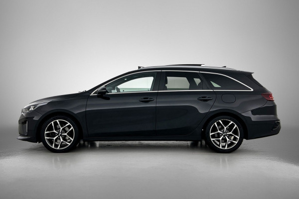 Kia Ceed Sportswagon 1.4 T-GDi GT-Line (PANORAMADAK, STOEL-/STUURVERWARMING, LED, CAMERA, CARPLAY, 1e EIGENAAR, GOED ONDERHOUDEN)