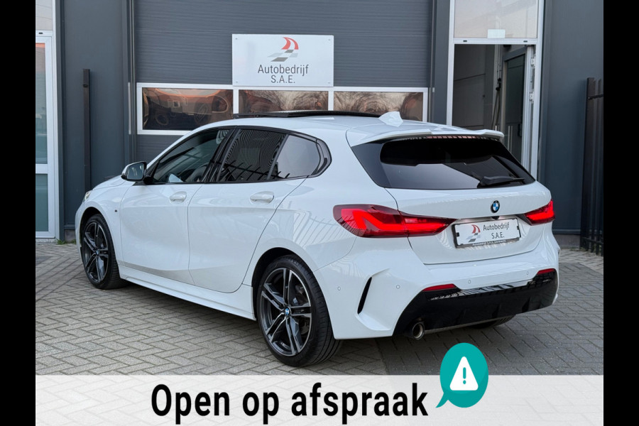 BMW 1-serie 118i M Sport PANO|M SEAT| CARPLAY |SFEER |LED !!