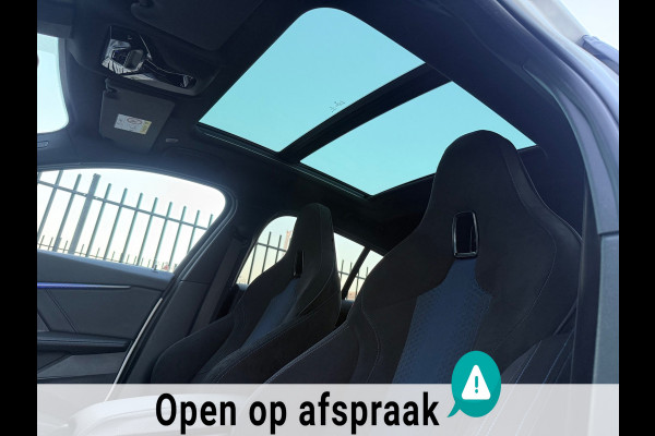 BMW 1-serie 118i M Sport PANO|M SEAT| CARPLAY |SFEER |LED !!