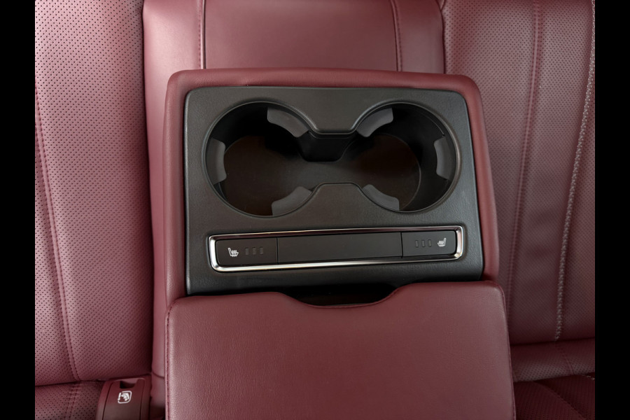 Mazda 6 Sportbreak 2.0 SkyActiv-G 165 Luxury / Automaat / Camera / Carplay / verw. & gev. v. stoelen / Leder /