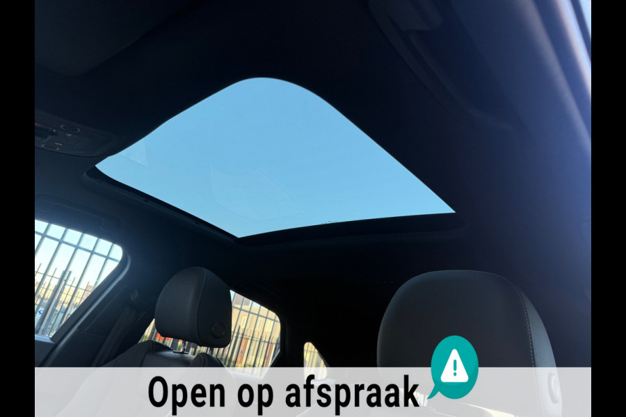 Audi Q3 Sportback 45 TFSI e 3x S-Line MATRIX PANO SFEER TREKHAAK KEYLESS