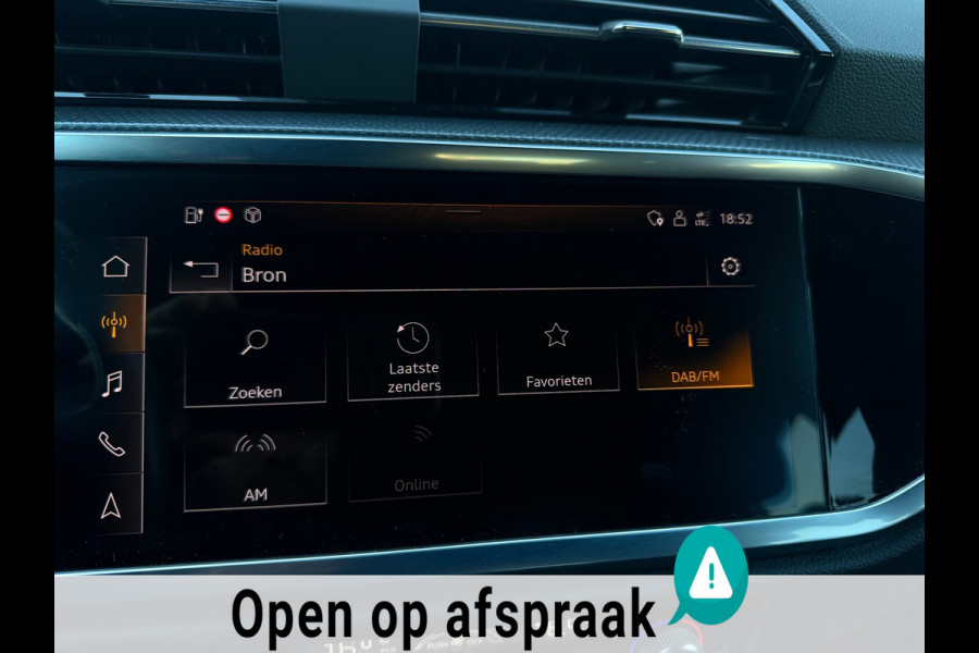 Audi Q3 Sportback 45 TFSI e 3x S-Line MATRIX PANO SFEER TREKHAAK KEYLESS