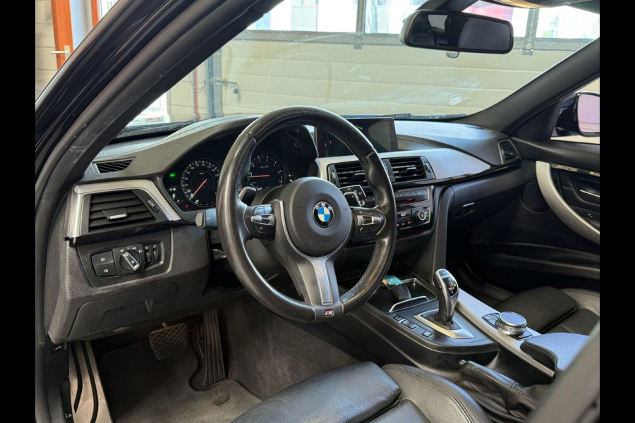 BMW 3 Serie Touring 320i Edition M Sport Shadow High Executive Automaat, Panorama dak