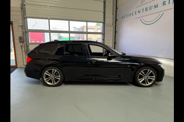 BMW 3 Serie Touring 320i Edition M Sport Shadow High Executive Automaat, Panorama dak