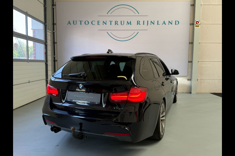 BMW 3 Serie Touring 320i Edition M Sport Shadow High Executive Automaat, Panorama dak