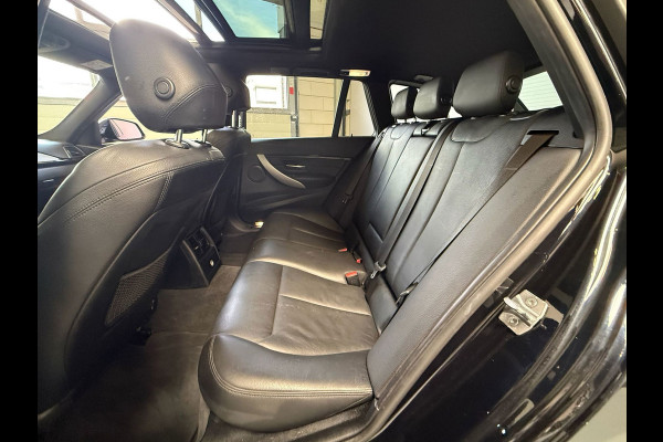 BMW 3 Serie Touring 320i Edition M Sport Shadow High Executive Automaat, Panorama dak