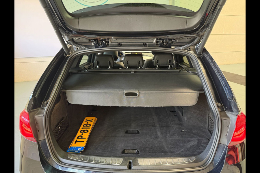 BMW 3 Serie Touring 320i Edition M Sport Shadow High Executive Automaat, Panorama dak