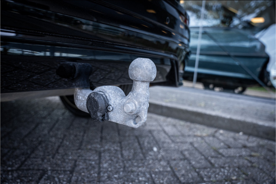 Volvo XC60 T6 Recharge Ultra Black Edition ** Facelift ** Trekhaak ** Harman/Kardon ** HUD ** Massage