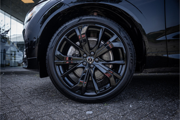 Volvo XC60 T6 Recharge Ultra Black Edition ** Facelift ** Trekhaak ** Harman/Kardon ** HUD ** Massage