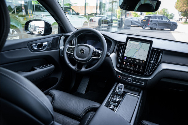 Volvo XC60 T6 Recharge Ultra Black Edition ** Facelift ** Trekhaak ** Harman/Kardon ** HUD ** Massage
