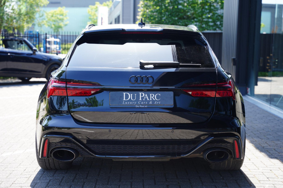 Audi RS6 Avant TFSI Quattro / Akrapovic / Dynamic Plus / Keramische Remmen