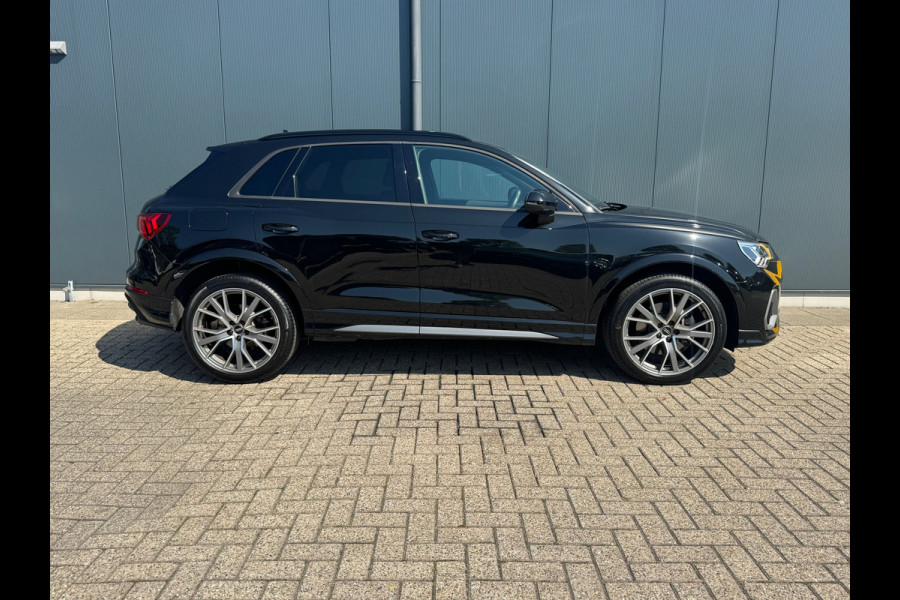 Audi Q3 1.4 plugin hybride * S-line * Camera * Side ass. *