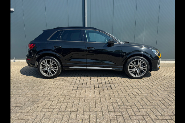 Audi Q3 1.4 plugin hybride * S-line * Camera * Side ass. *
