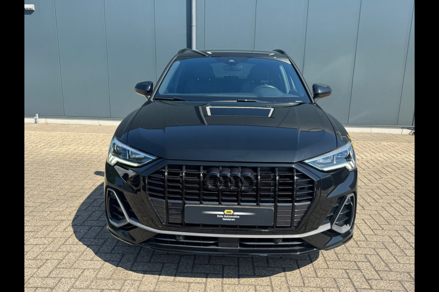 Audi Q3 1.4 plugin hybride * S-line * Camera * Side ass. *