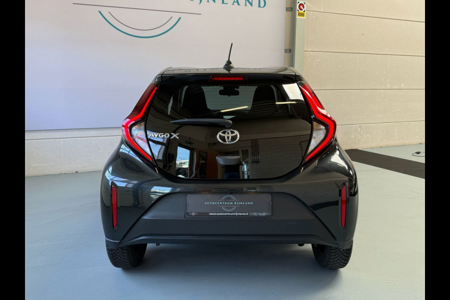Toyota Aygo X 1.0 VVT-i MT Play Camera, Stoelverwarming