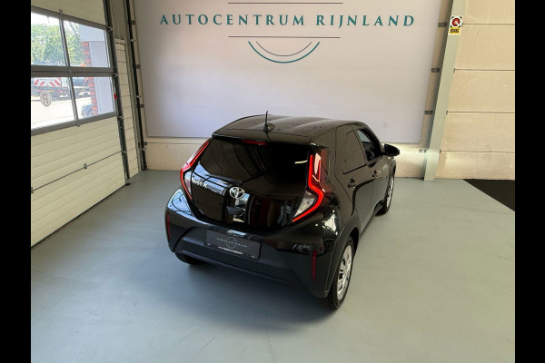 Toyota Aygo X 1.0 VVT-i MT Play Camera, Stoelverwarming
