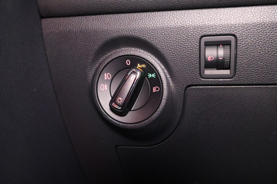 Seat Ibiza 1.0 TSI FR Business Intense AVM AUTOM CARPLAY NAVI CRUISE CAMERA THAAK "19