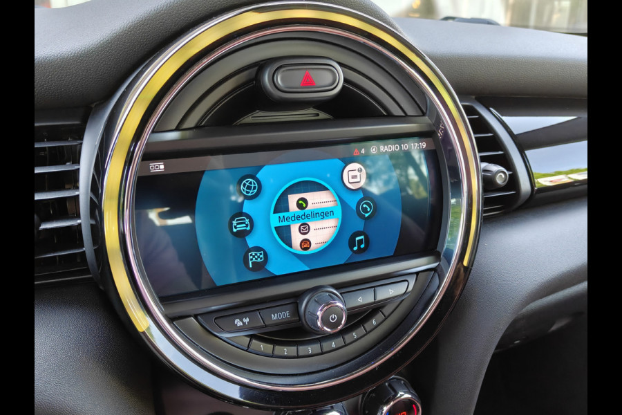 MINI Cabrio 1.5 Cooper / HUD / Carplay / Cruise / leder / Verw. Stoelen / H&K