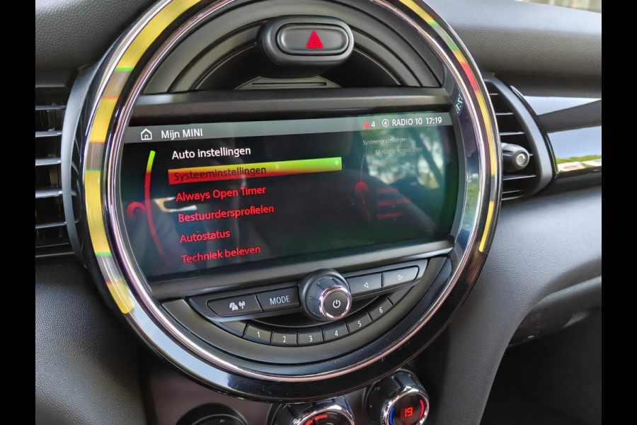 MINI Cabrio 1.5 Cooper / HUD / Carplay / Cruise / leder / Verw. Stoelen / H&K